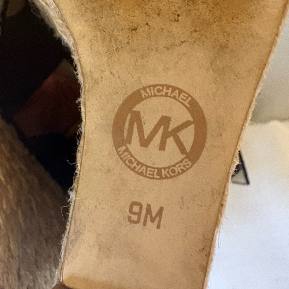 Michael Kors Black Suede Espadrille Wedge Sandals 9M Resort Luxury Resort-wear - Picture 10 of 15